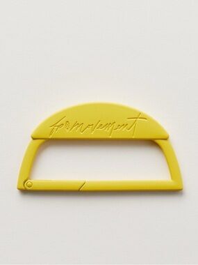 FP Movement Crescent Carabiner🔥 Dijon Yellow🔥New with tags!